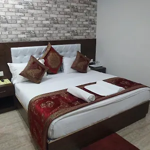 3* Hotel Midcity