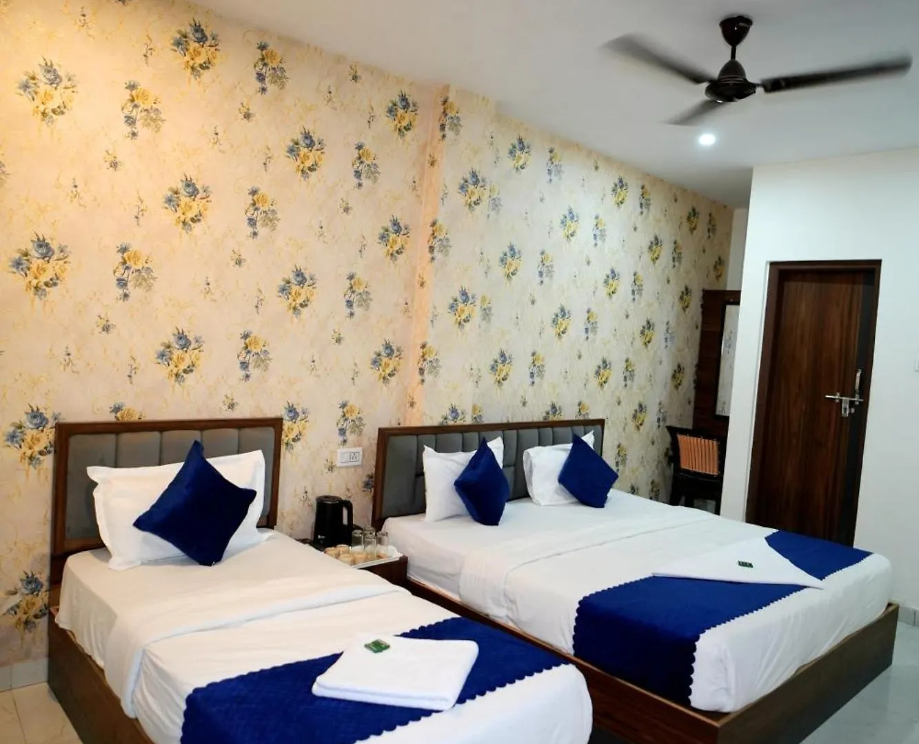 Hotel Imperial Kashi Varanasi 3*,  India